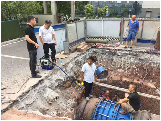 波霆PE55電動液壓扭力扳手泵、8MXT方驅液壓力矩扳手助力重慶某自來水廠更換供水管道